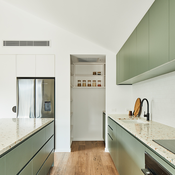 MKB32-Finewood-Designer-Kitchens-Web-6 Finewood Designer Kitchens