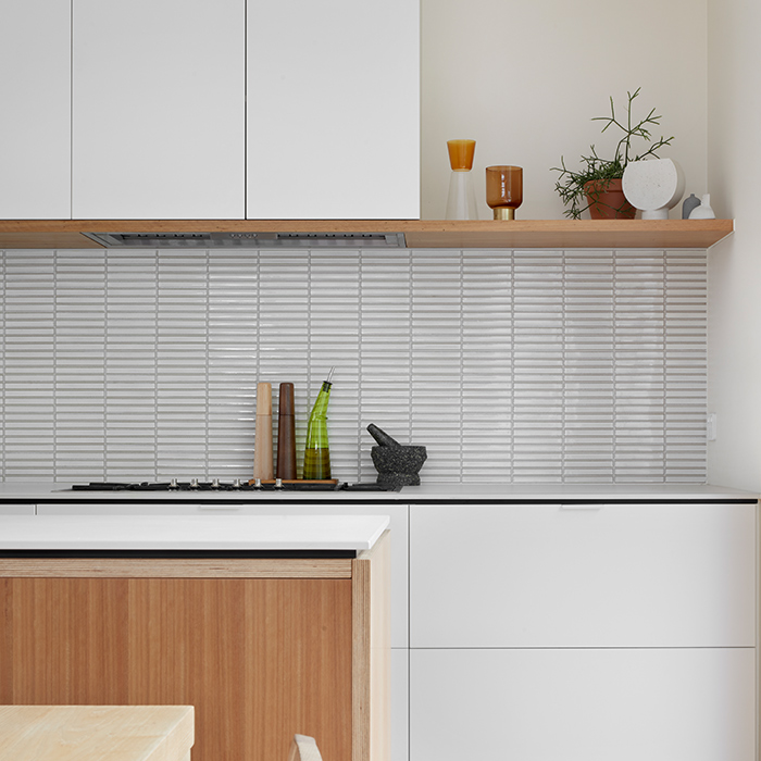 MKB32-J&V-Cabinets-Modern-Cabinets-Web-1