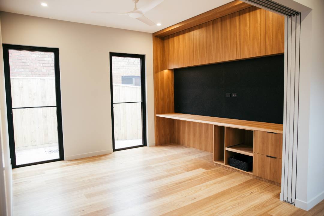 Paul_Pace_Cabinets Entertainment Melbourne Paul_Pace_Cabinets Entertainment Melbourne