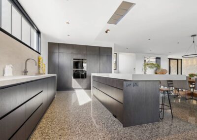 Gippy Custom Cabinets