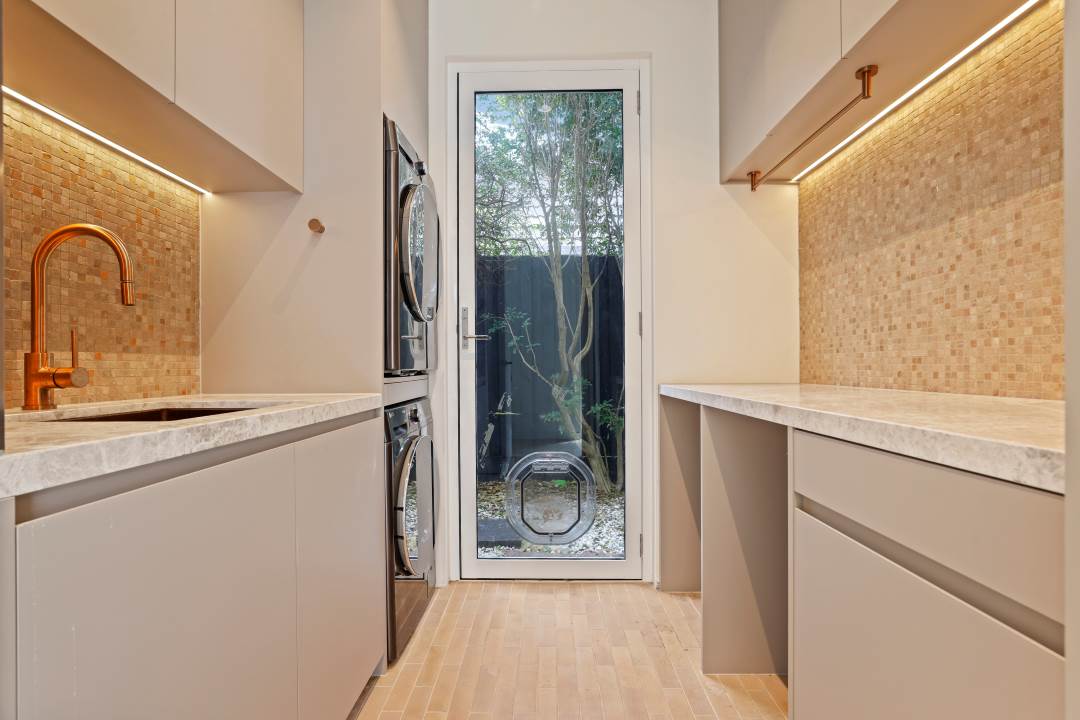 MARMAR_Stone Laundry