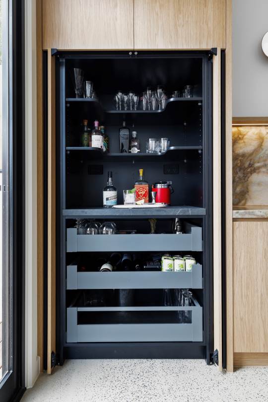 Zac_Dunn_Cabinetmaking Bar