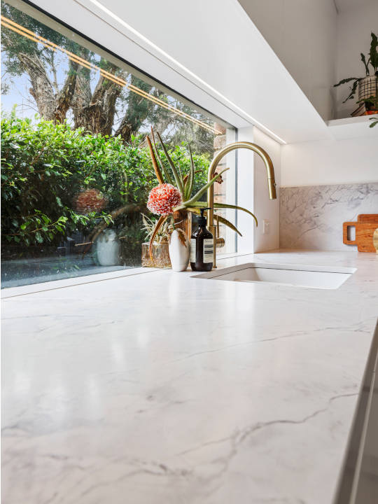 Bay2BayKitchens_SinkDetail Bay 2 Bay Kitchens