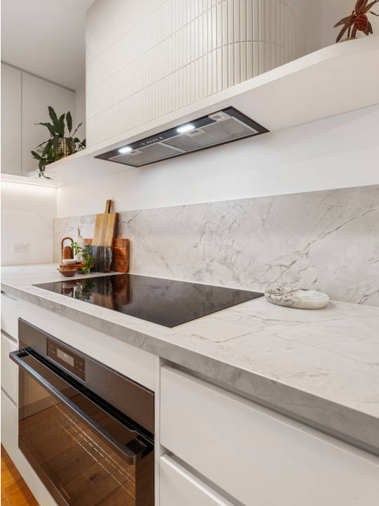 Bay2BayKitchens_Stovetop Bay 2 Bay Kitchens