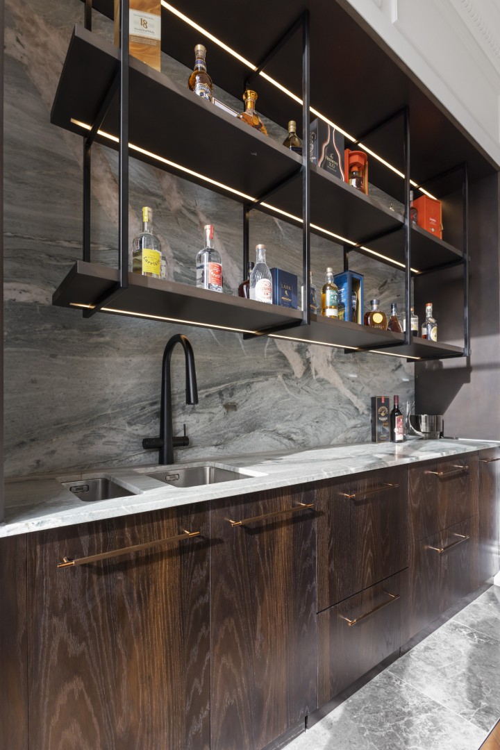 CompleteStyleJoineryStylishKitchenwithMarbleAccentsBarFancyDoors&HighContrastDesign4 Complete_Style_Joinery Bar