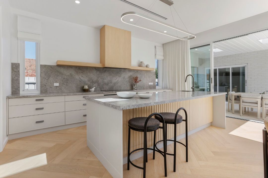 DB-Designer-Kitchens_Bench DBDesingerKitchens_ModernKitchen