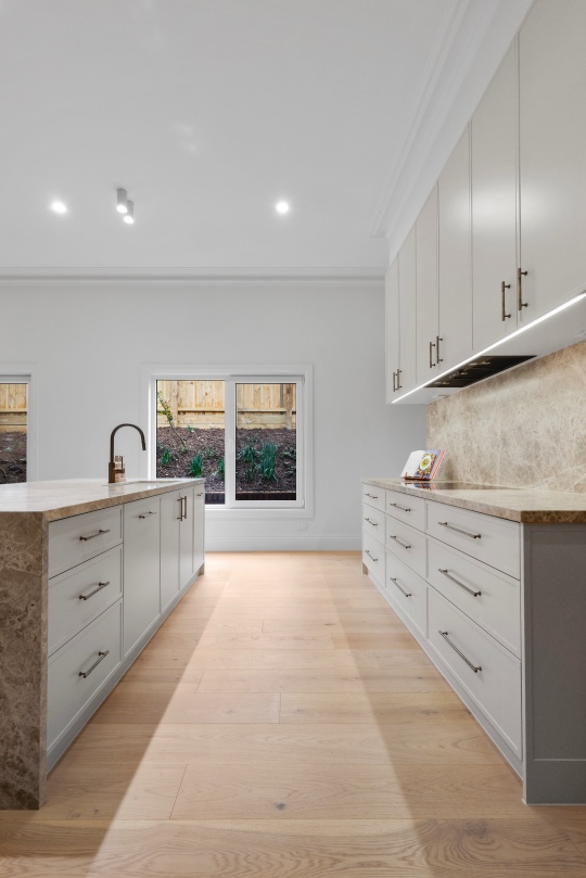 Gippy_Custom_Cabinets Mirror